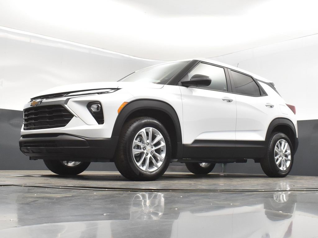 New 2025 Chevrolet TrailBlazer LS w/ LS Convenience Package image 37