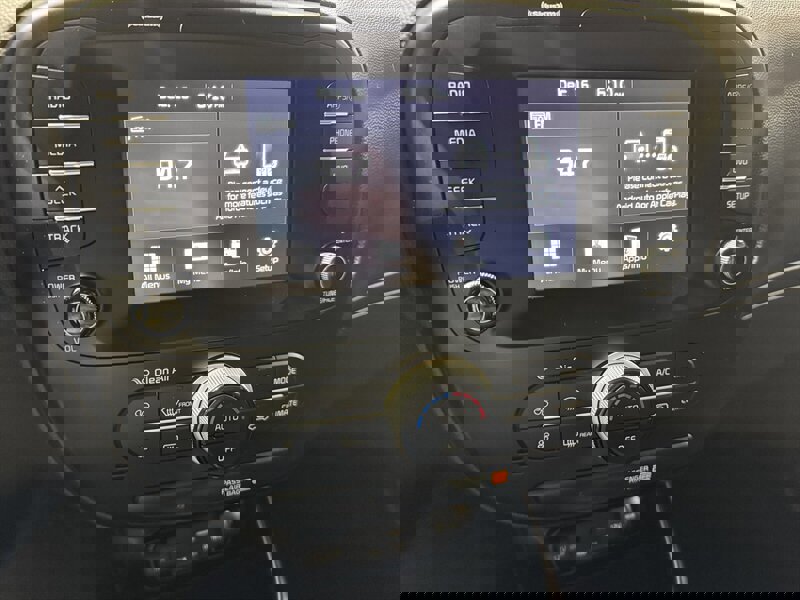 Used 2018 Kia Soul + image 18