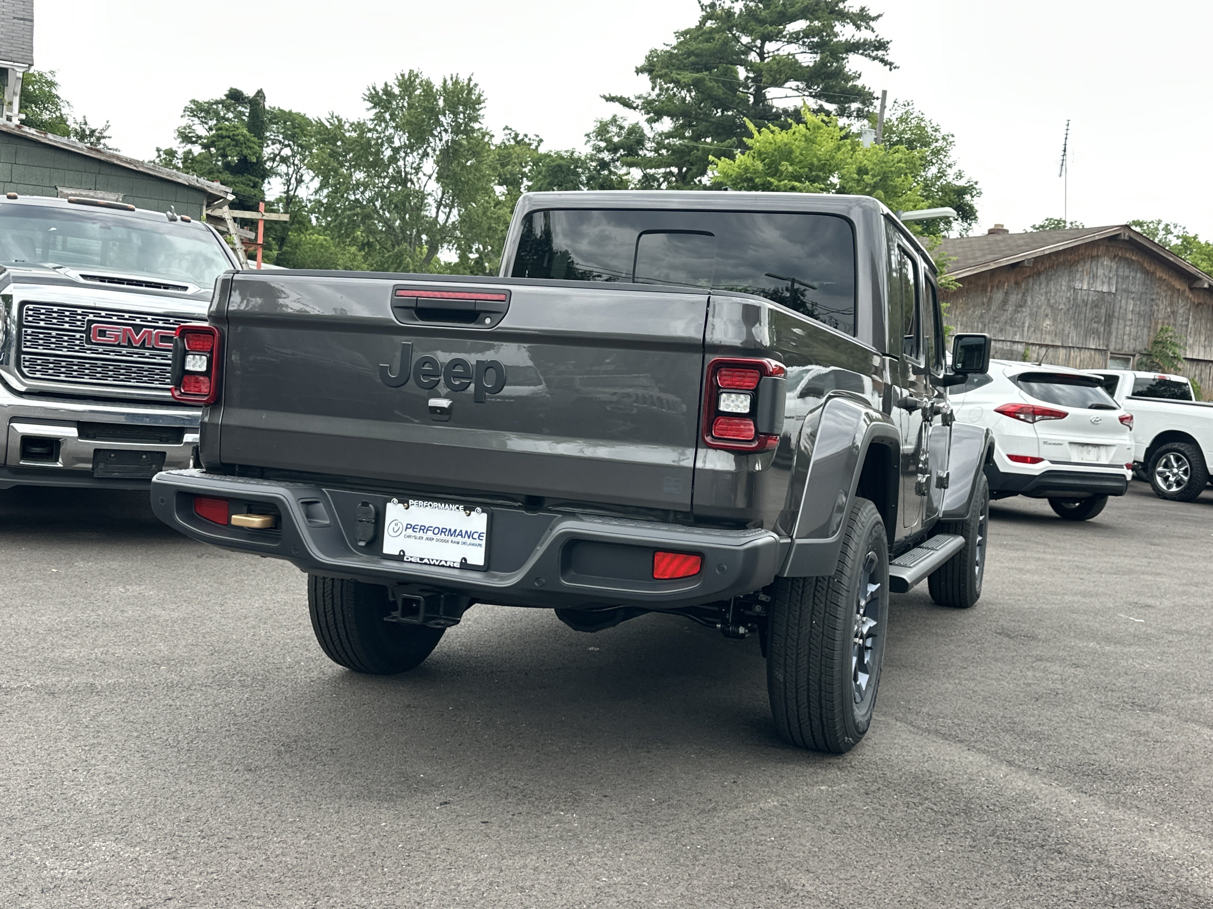 New 2026 Jeep Gladiator Sport AWD/4WD image 17