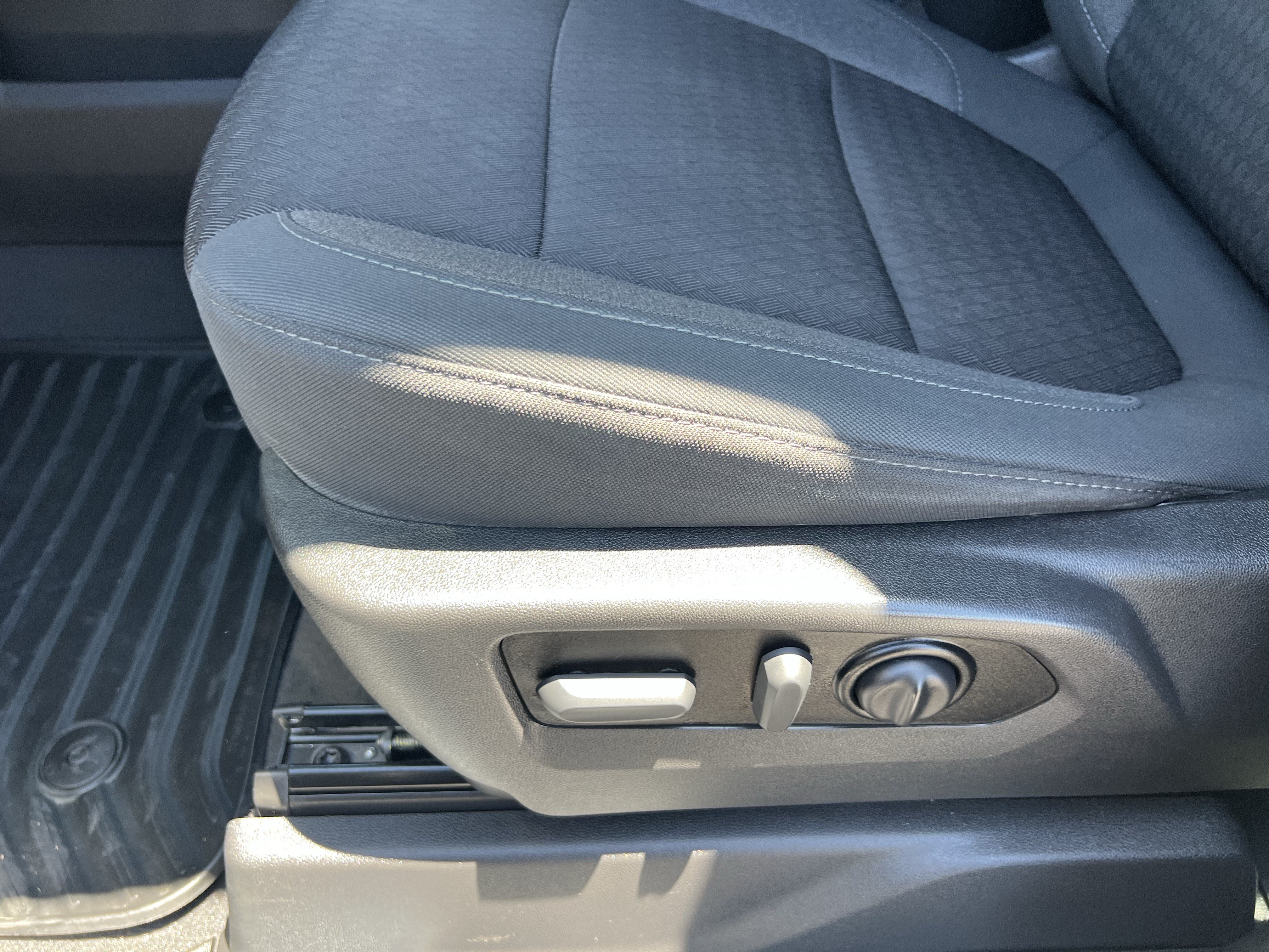 Used 2022 Chevrolet Silverado 1500 RST w/ All Star Edition Plus RWD image 21