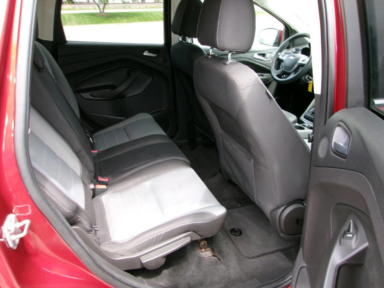 Used 2014 Ford Escape SE w/ Equipment Group 201A image 7