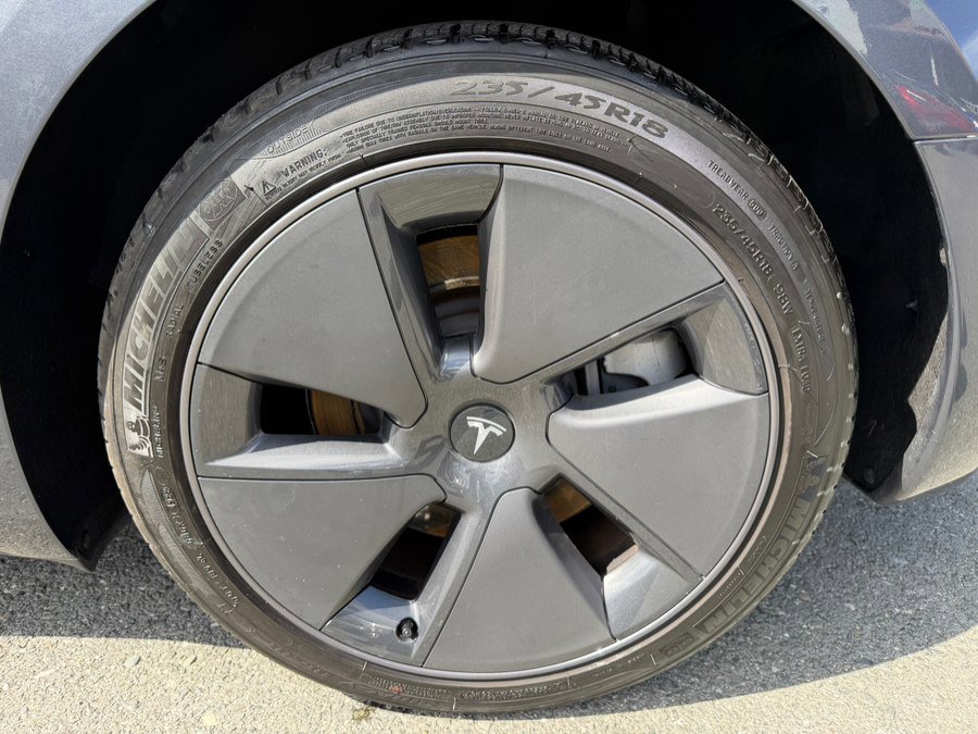 Used 2023 Tesla Model 3 Standard Range image 52