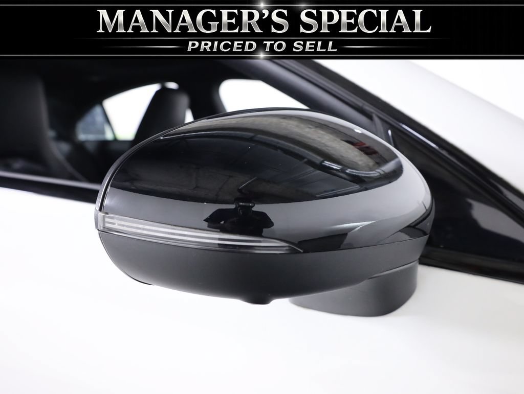 Used 2022 Mercedes-Benz CLA 250 4MATIC image 58