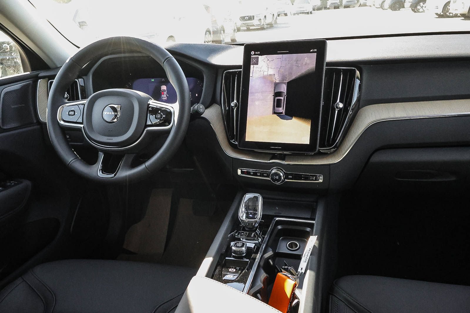 New 2026 Volvo XC60 B5 Plus w/ Climate Package AWD/4WD image 20