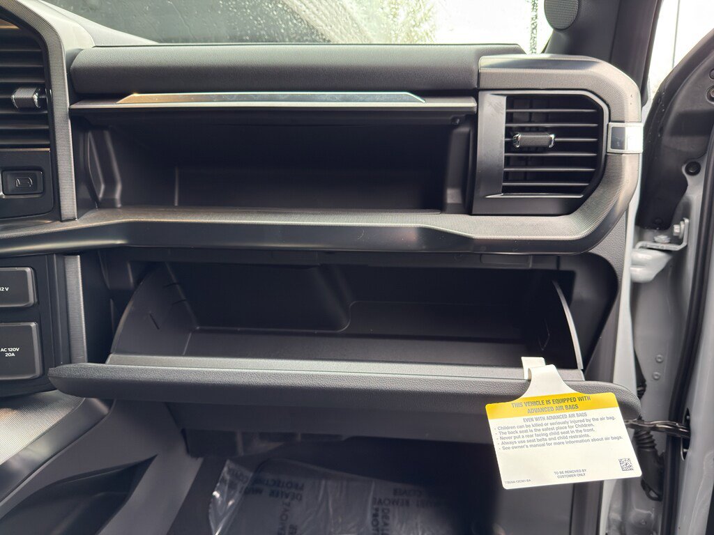 New 2025 Ford F150 Platinum image 35