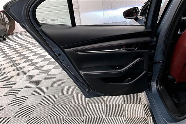 Used 2024 MAZDA MAZDA3 s image 19
