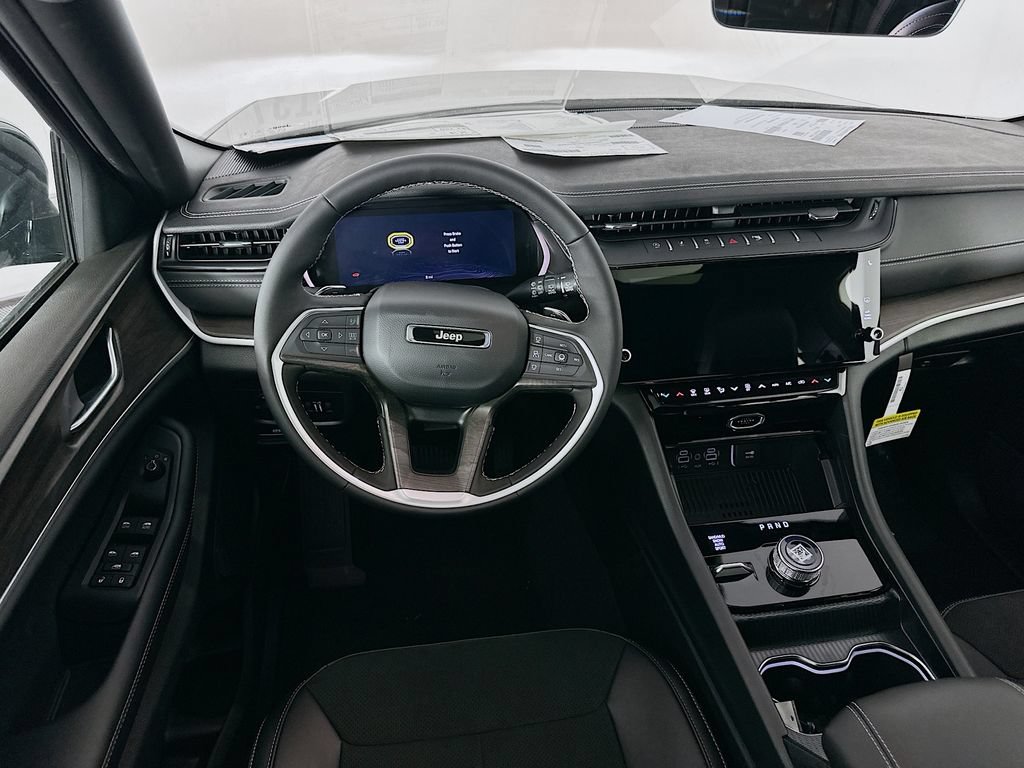 New 2026 Jeep Grand Cherokee Altitude AWD/4WD image 30