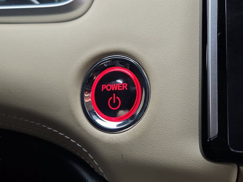 Certified 2019 Honda Clarity Plug-In Hybrid image 20