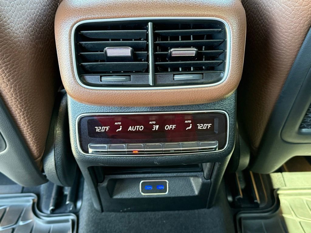 Used 2025 Mercedes-Benz GLS 580 4MATIC image 25