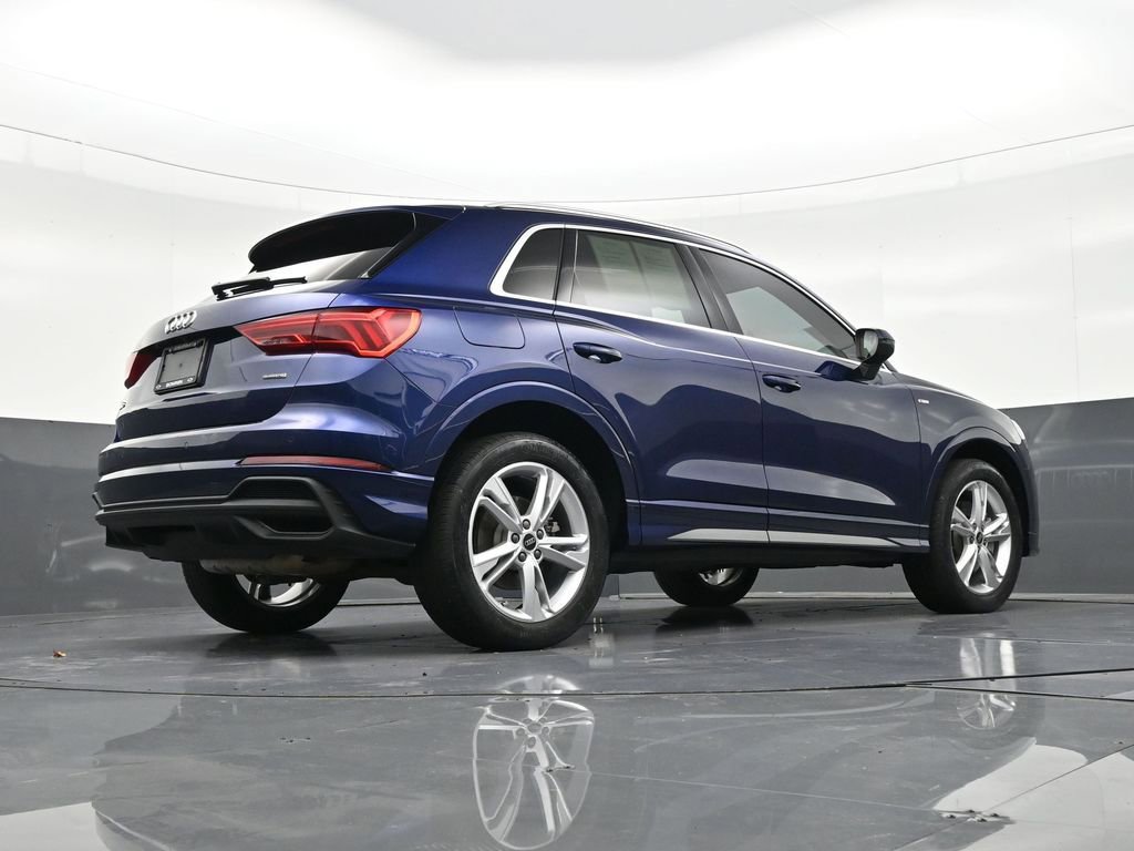 Used 2023 Audi Q3 2.0T Premium Plus w/ Premium Plus Package image 31