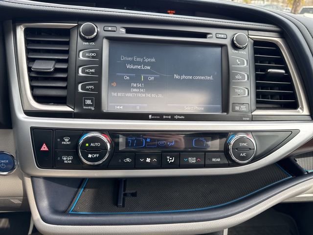 Used 2016 Toyota Highlander Limited Platinum image 25