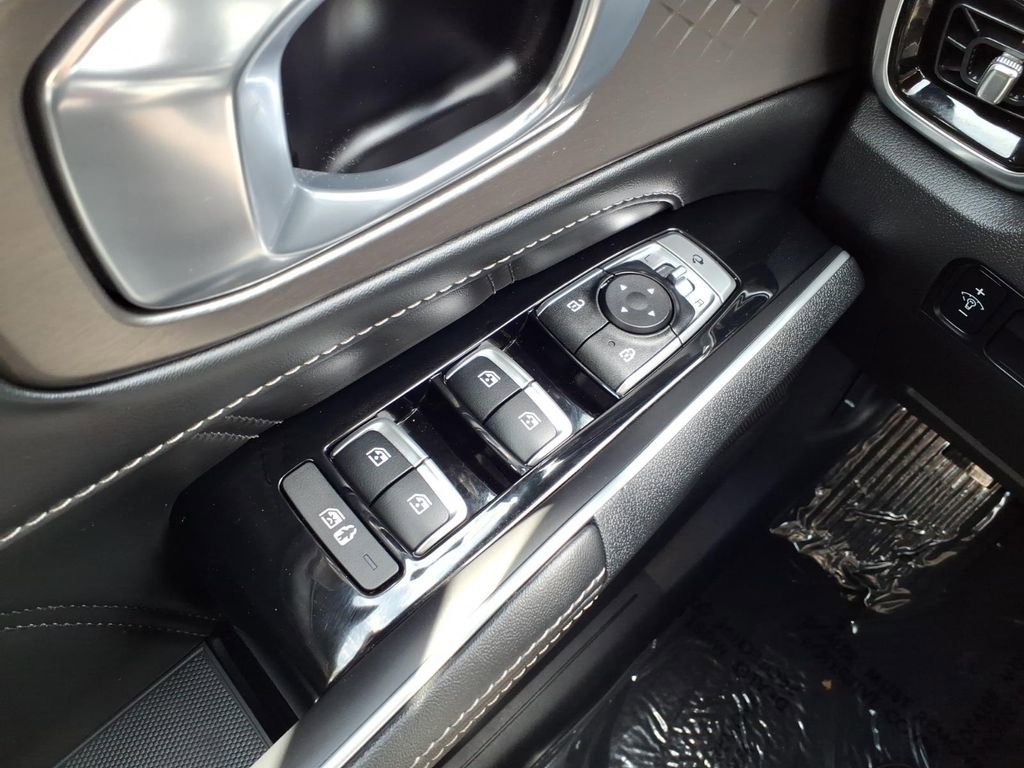 Certified 2023 Kia Sorento SX image 21