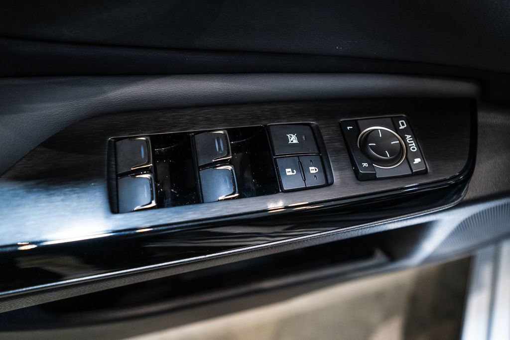 Used 2022 Lexus ES 350 w/ Premium Package image 15