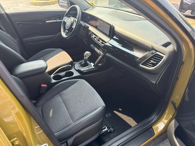 Certified 2024 Kia Seltos X-Line AWD/4WD image 11