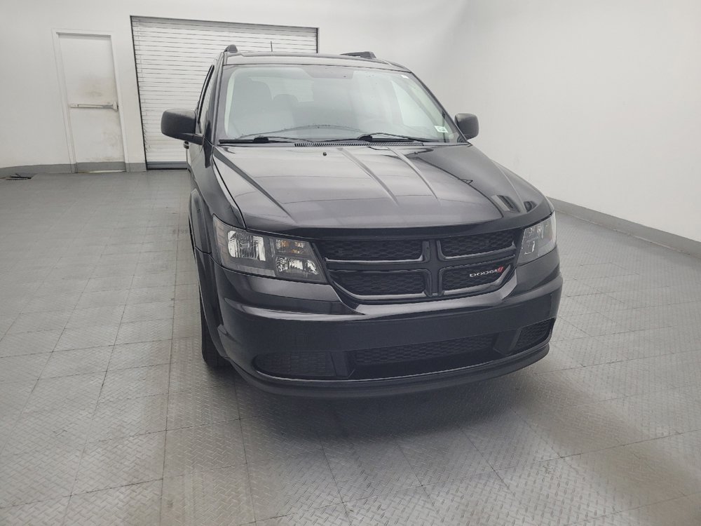 Used 2018 Dodge Journey SE w/ Blacktop Package FWD image 14