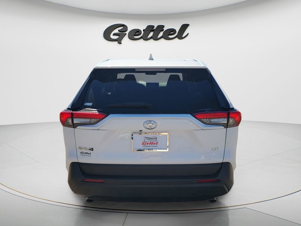 Used 2024 Toyota RAV4 LE image 6