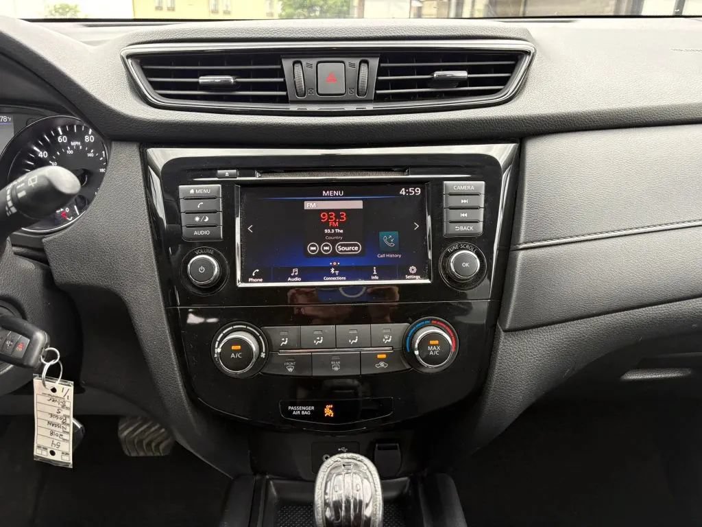 Used 2018 Nissan Rogue S w/ S Value Package AWD/4WD image 12