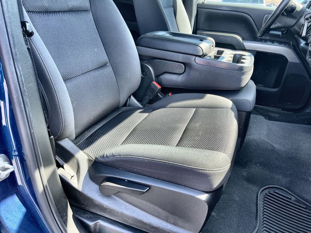 Used 2019 Chevrolet Silverado 1500 LT w/ All Star Edition image 25