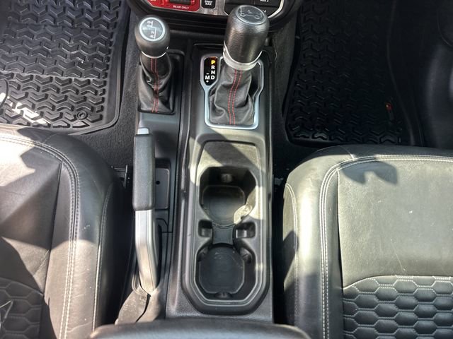 Used 2018 Jeep Wrangler Unlimited Rubicon AWD/4WD image 20
