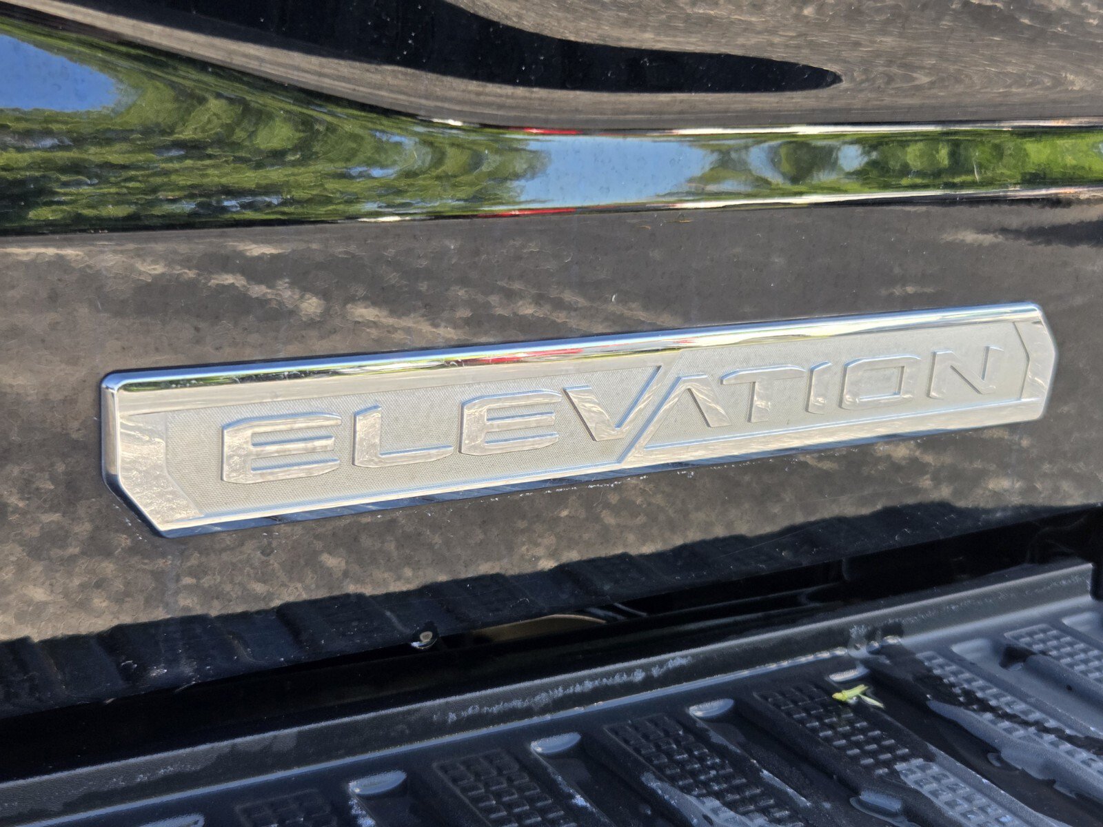 Certified 2024 GMC Sierra 1500 Elevation RWD image 15