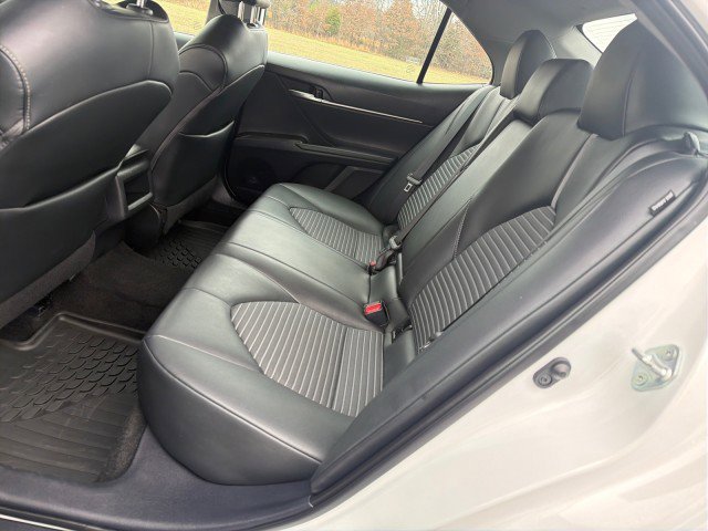 Used 2021 Toyota Camry SE image 19
