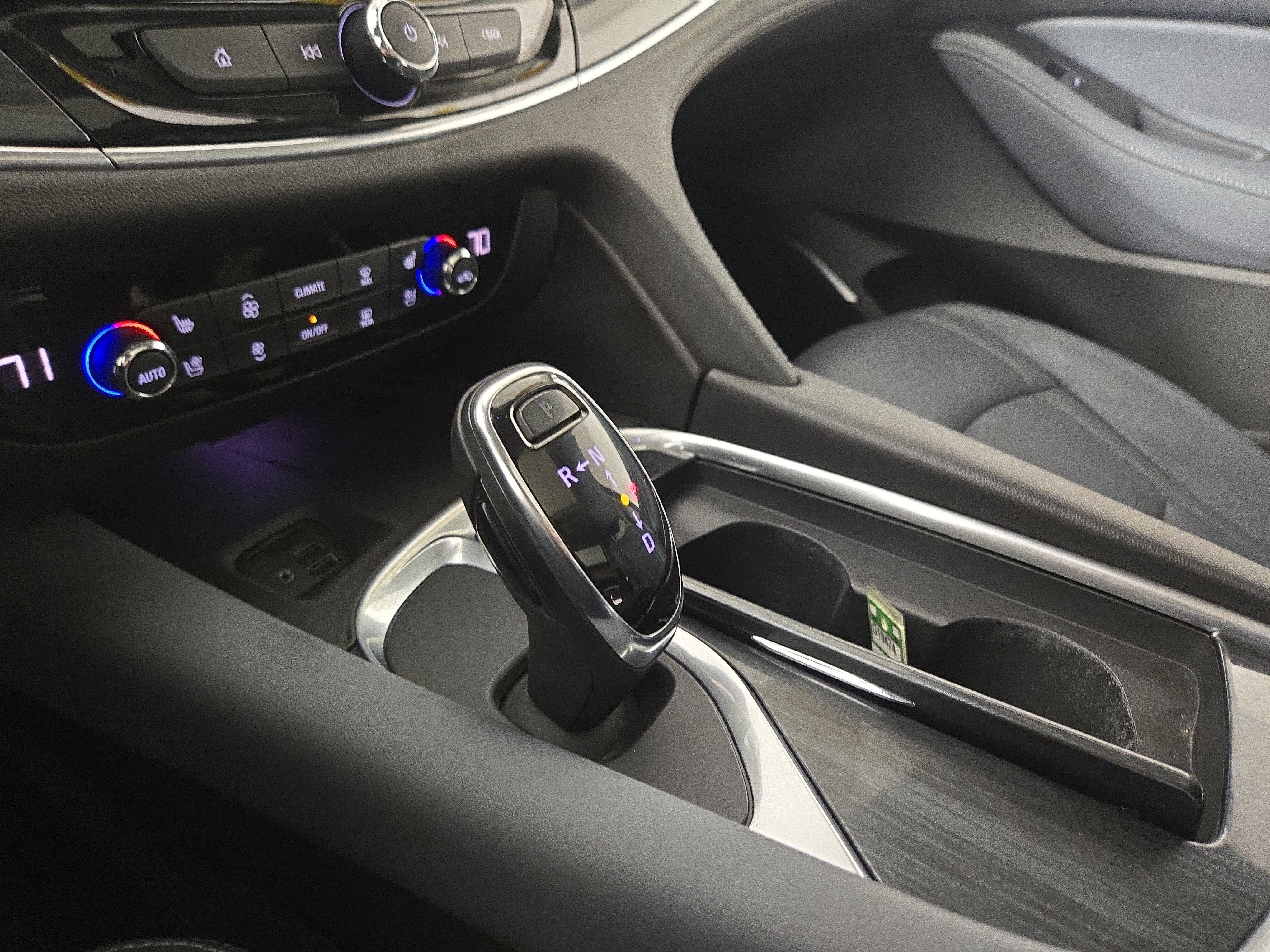 Certified 2020 Buick Enclave Premium w/ Experience Buick Package image 25