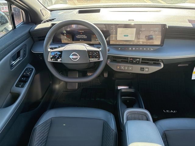 New 2026 Nissan Leaf Platinum+ w/ Cargo Package (Platinum+) FWD image 9