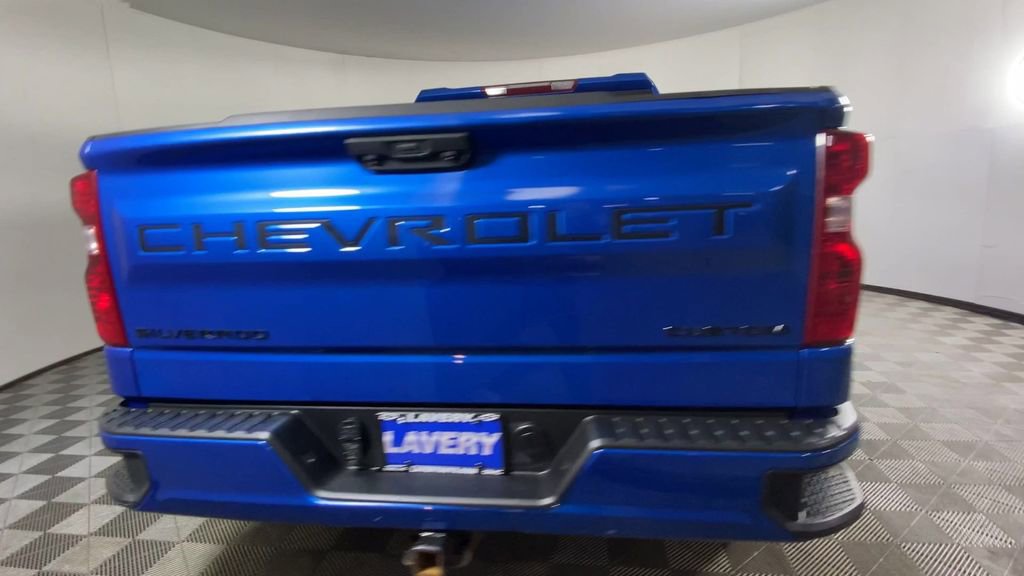 Used 2023 Chevrolet Silverado 1500 Custom w/ LPO, Dark Essentials Package image 10