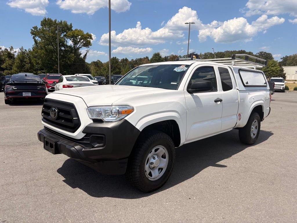 Used 2023 Toyota Tacoma SR RWD image 3