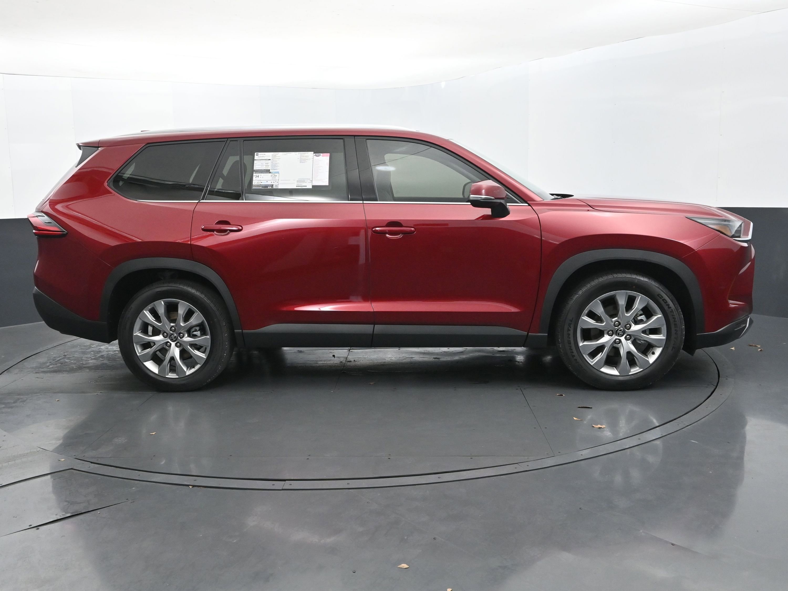 Used 2026 Toyota Grand Highlander Limited image 6