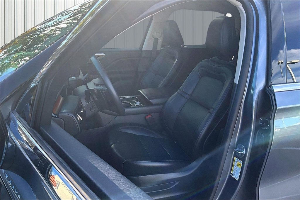 Used 2024 Lincoln Aviator Reserve image 15