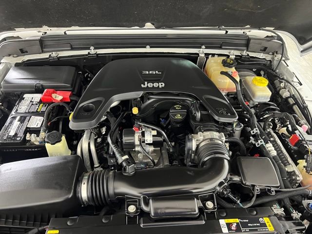 Used 2021 Jeep Wrangler Unlimited Sahara image 21