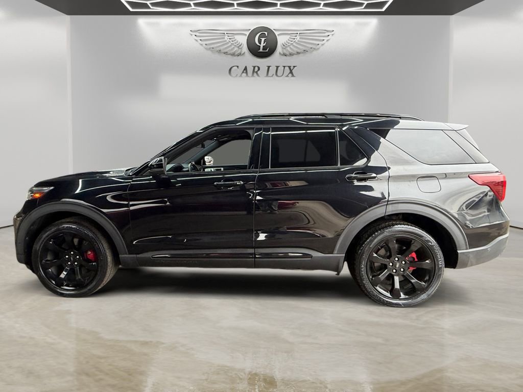 Used 2020 Ford Explorer ST w/ ST Street Pack image 2
