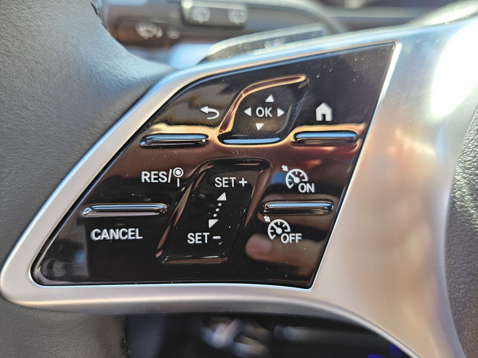 New 2026 Mercedes-Benz GLB 250 image 27