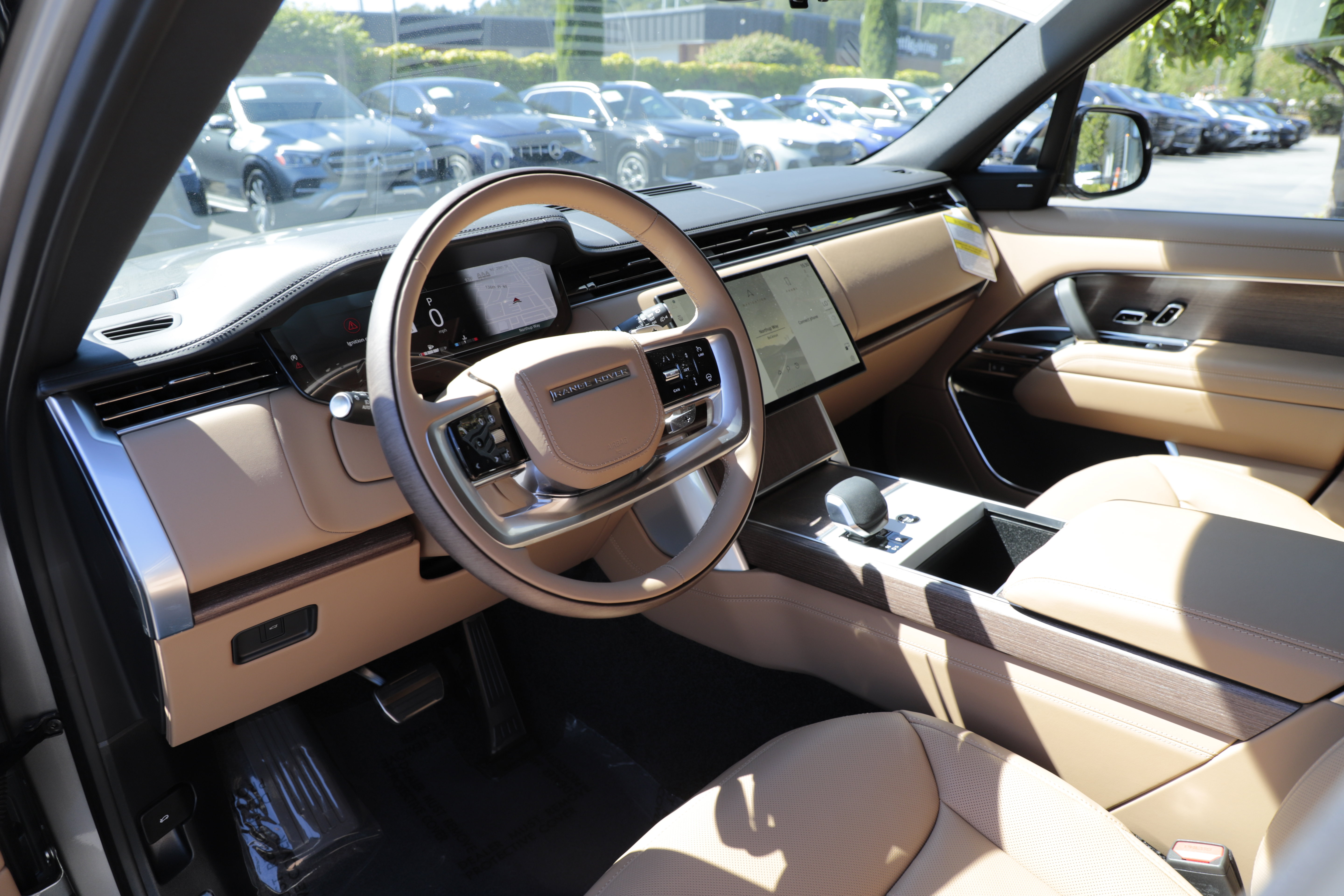 New 2026 Land Rover Range Rover SE AWD/4WD image 18