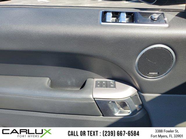 Used 2020 Land Rover Range Rover Sport HSE image 26