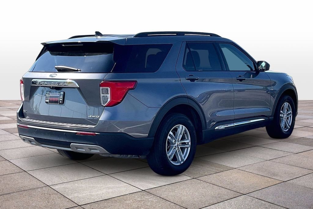 Certified 2022 Ford Explorer XLT w/ Equipment Group 202A AWD/4WD image 13