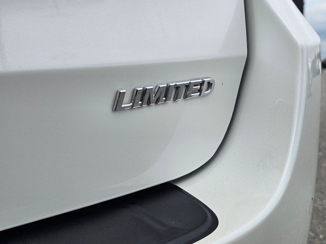 Used 2020 Toyota Sienna Limited FWD image 17