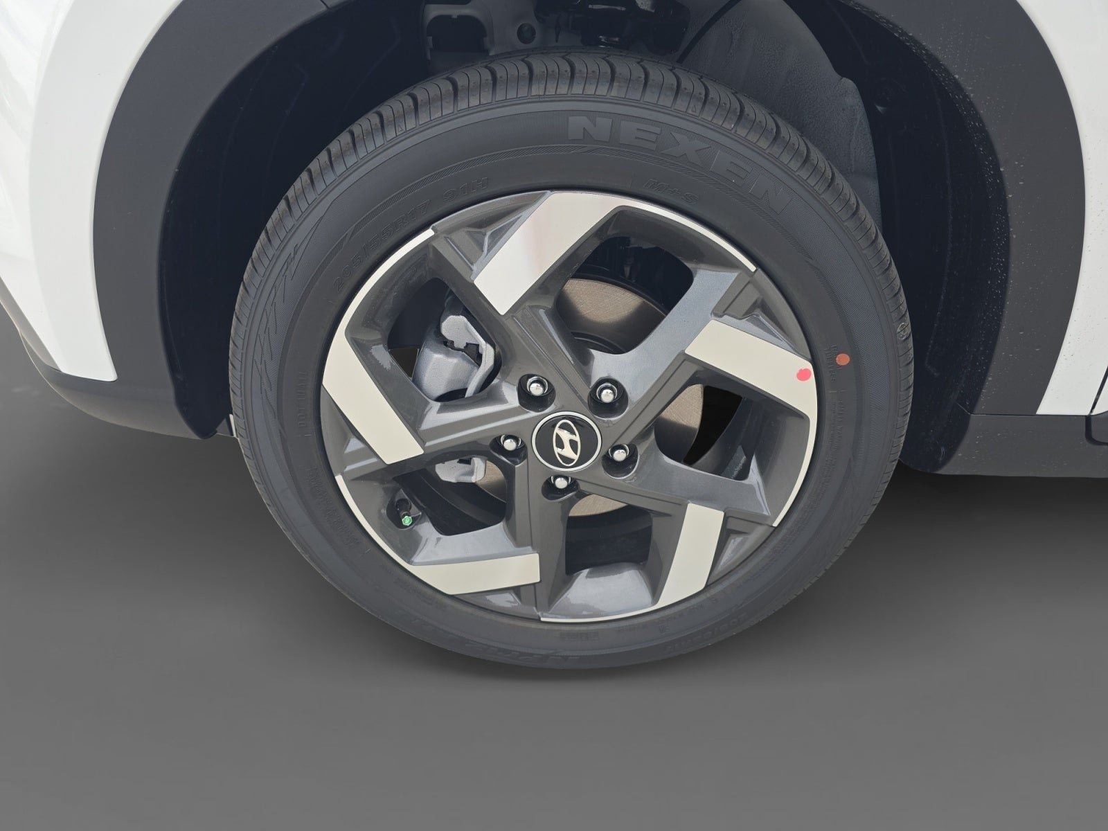 New 2026 Hyundai Venue SEL FWD image 9