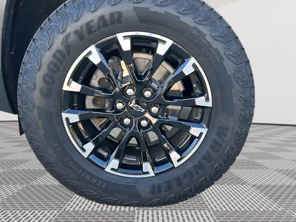 Used 2024 Chevrolet Traverse Z71 image 28
