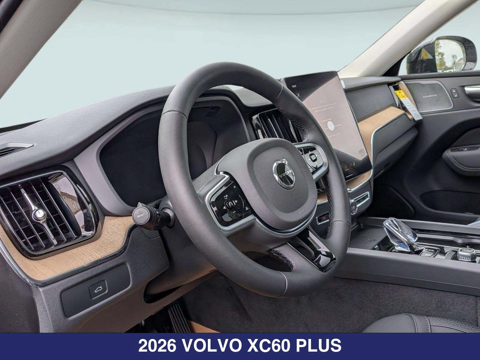 New 2026 Volvo XC60 B5 Plus w/ Protection Package Premier AWD/4WD image 10