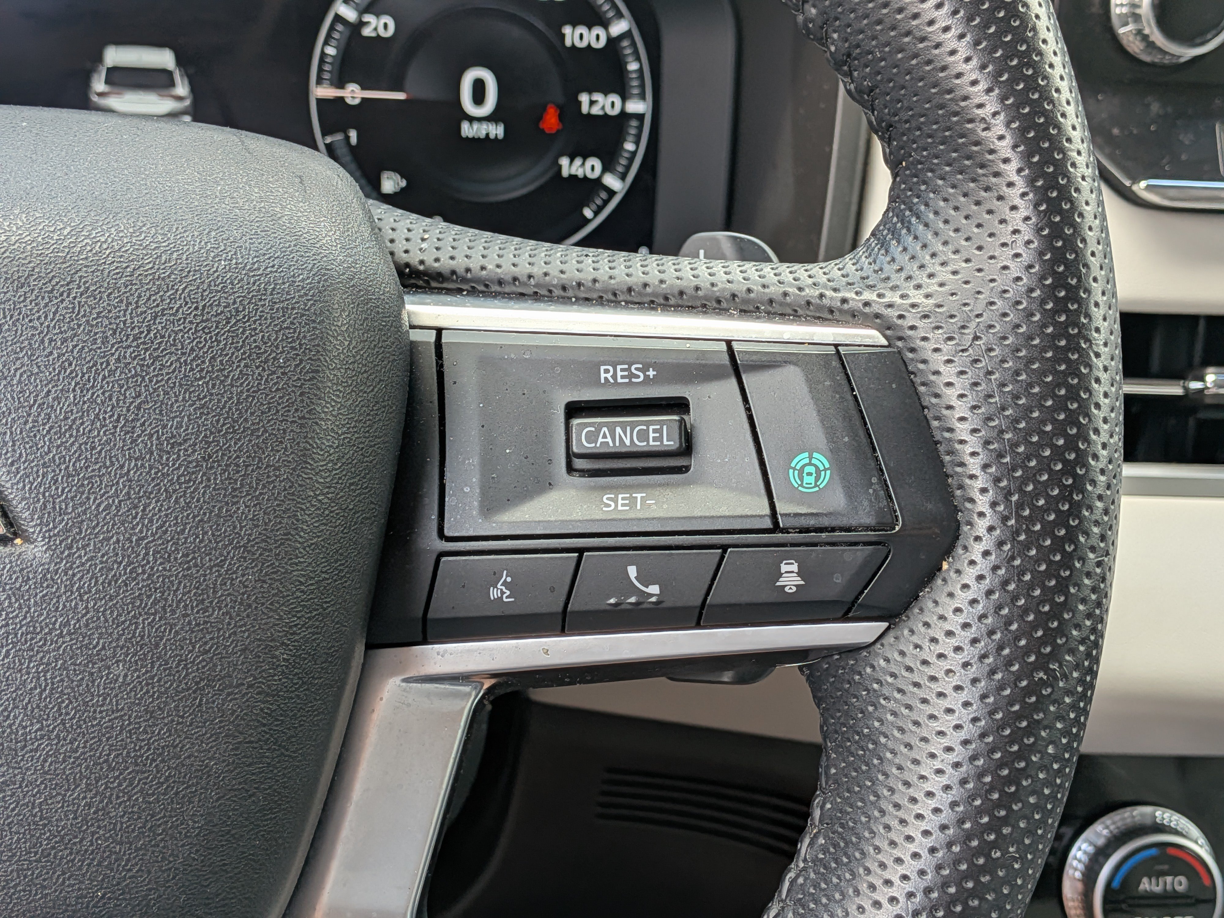 Used 2023 Mitsubishi Outlander SEL FWD image 24