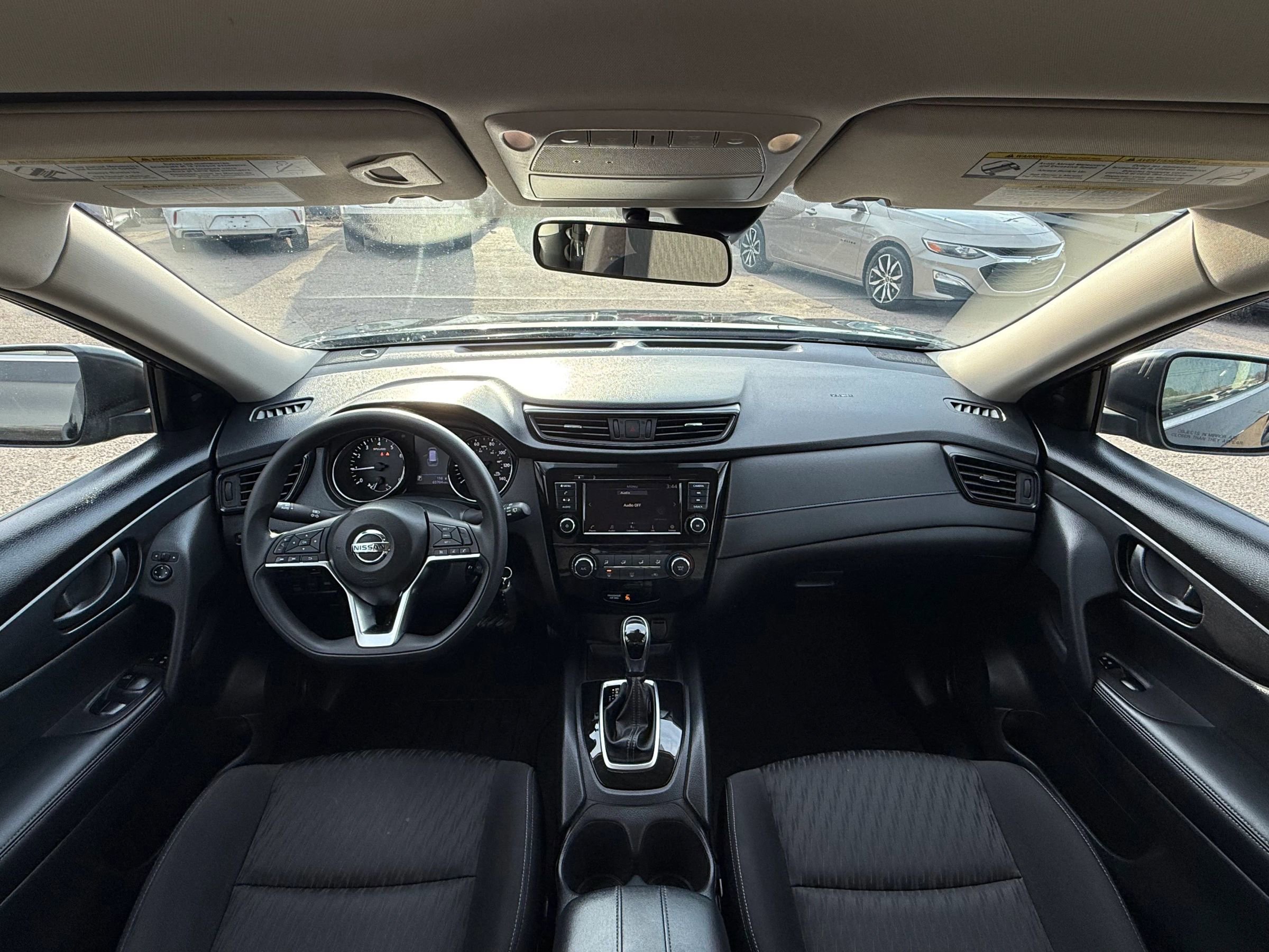 Used 2020 Nissan Rogue S image 16