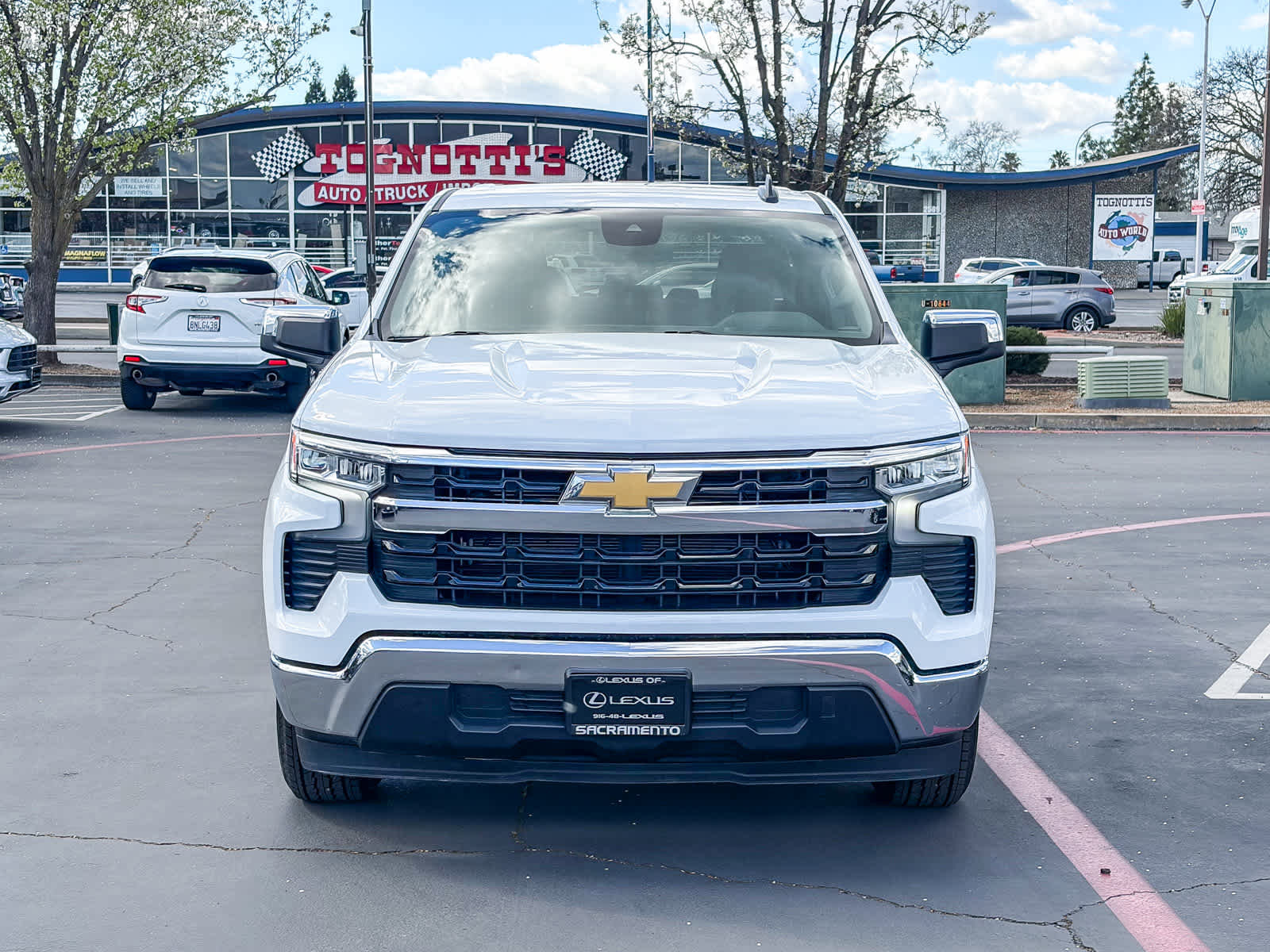 Used 2025 Chevrolet Silverado 1500 LT image 6