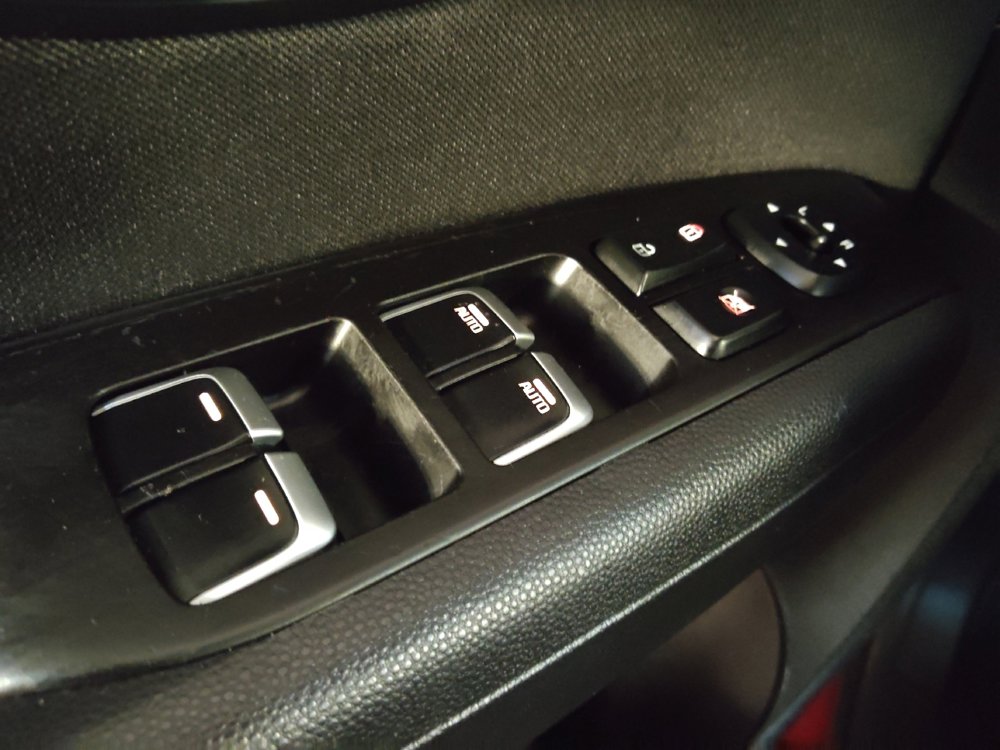 Used 2019 Kia Soul + image 27