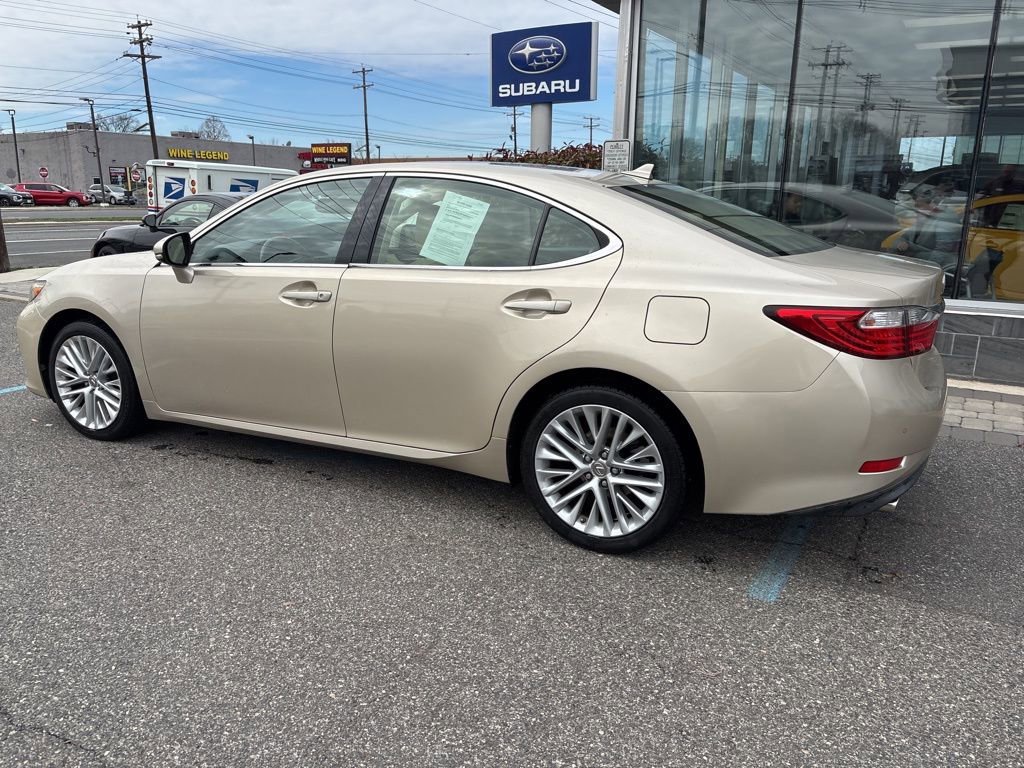 Used 2014 Lexus ES 350 350 w/ Luxury Package image 9