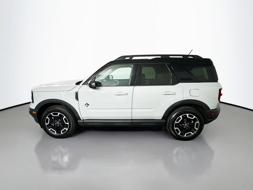 Used 2023 Ford Bronco Sport Outer Banks AWD/4WD image 4