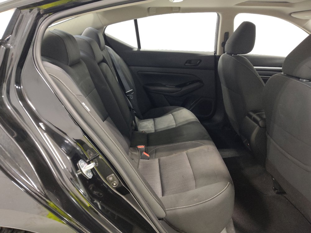 Used 2023 Nissan Altima 2.5 SV w/ SV Premium Package image 19