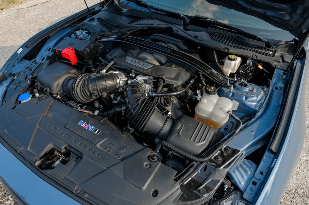 Used 2024 Ford Mustang Dark Horse RWD image 47