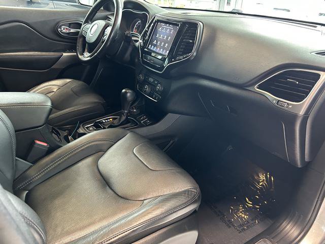 Used 2020 Jeep Cherokee Limited AWD/4WD image 27